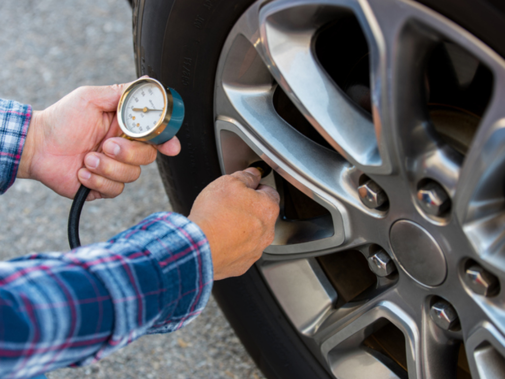 Uysal Oto Lastik Yerinde Tamir