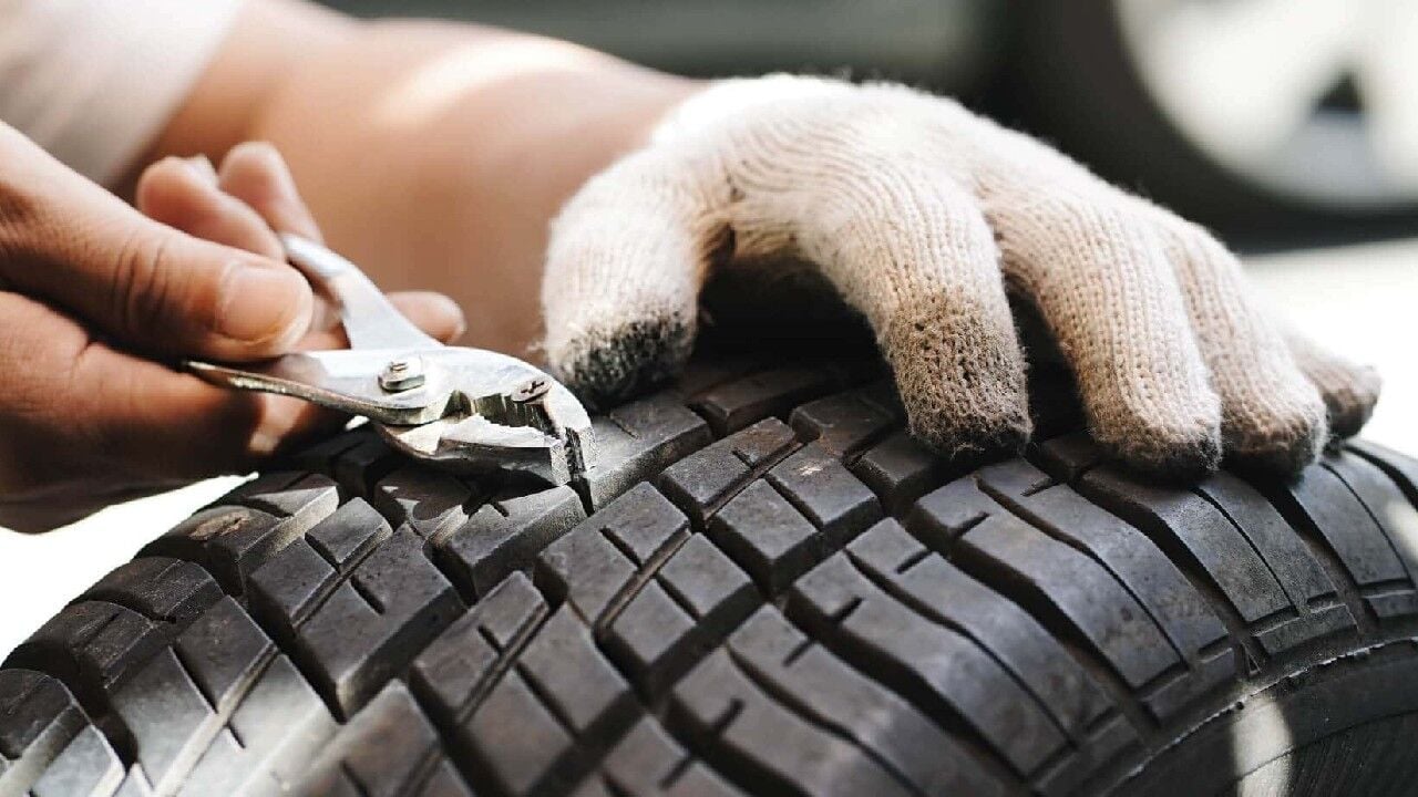 Yerinde Mobil Lastik Tamiri Aracı